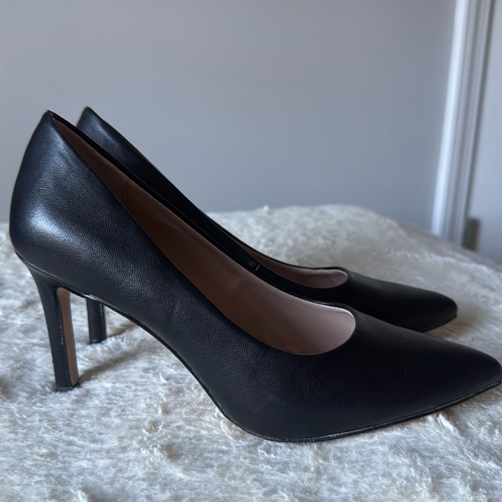 Xappeal Black Heels Sleek and Stylish